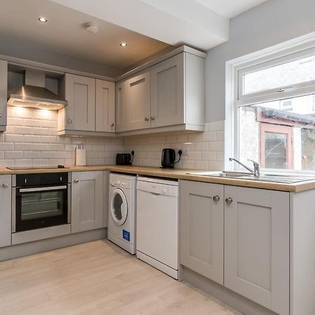 Stylish Home With Smart Technology Belfast Exterior photo